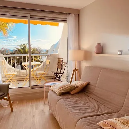 Appartement Le Cali, P2 Dans Résidence Avec Piscine, Vue Et Parking Privé La Grande Motte