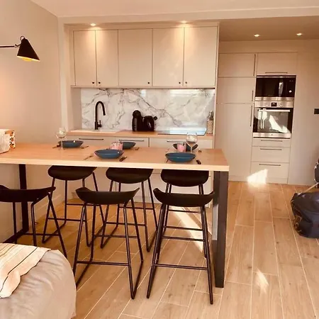 Apartment Le Cali, P2 Dans Avec Piscine, Vue Et Parking Prive La Grande-Motte